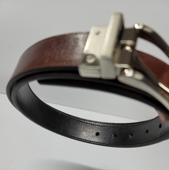 Perry Ellis Reversable Black Leather and Brown Belt size 32 / 80 - Picture 4 of 7